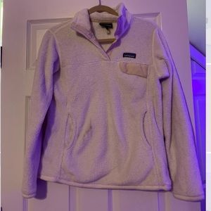 white patagonia fleece